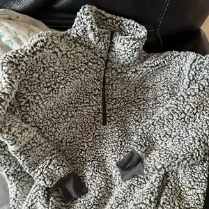 Express sherpa sweater online